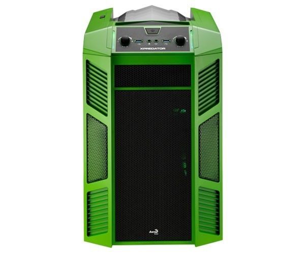 Gabinete Aerocool XPredator Cube GB Edition, EN55132 - BOX