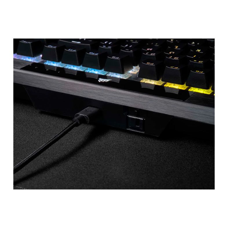 Teclado Mecanico Corsair K70 RGB PRO, Switch Cherry MX Red, Preto, CH-9109410-NA